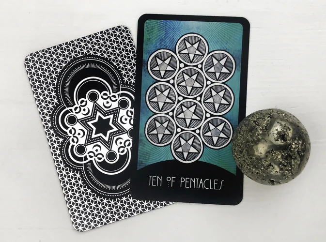 Betekenissen Van Munten 10 In Verschillende Tarotdecks