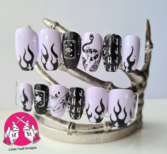 Nagellak En Tarot