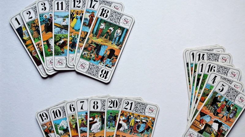 De Connectie Tussen Elfen En Tarot