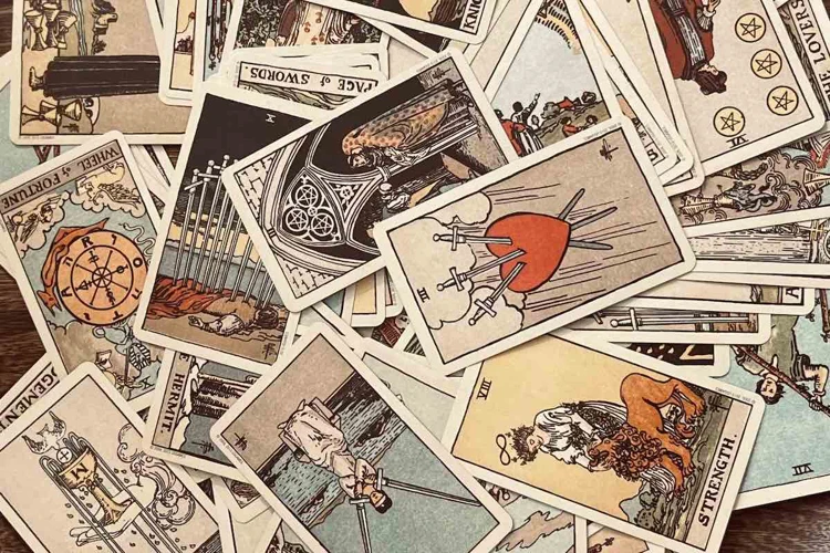 Wat Is Tarot Margriet?